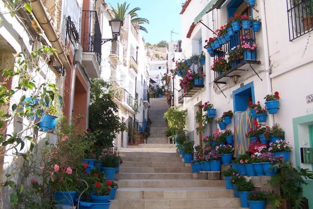 Apartamento En El Centro De Alicante Eksteriør bilde